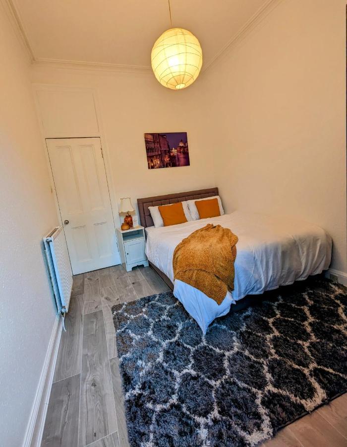 Cozy Room Close To The City Edinburgh Buitenkant foto